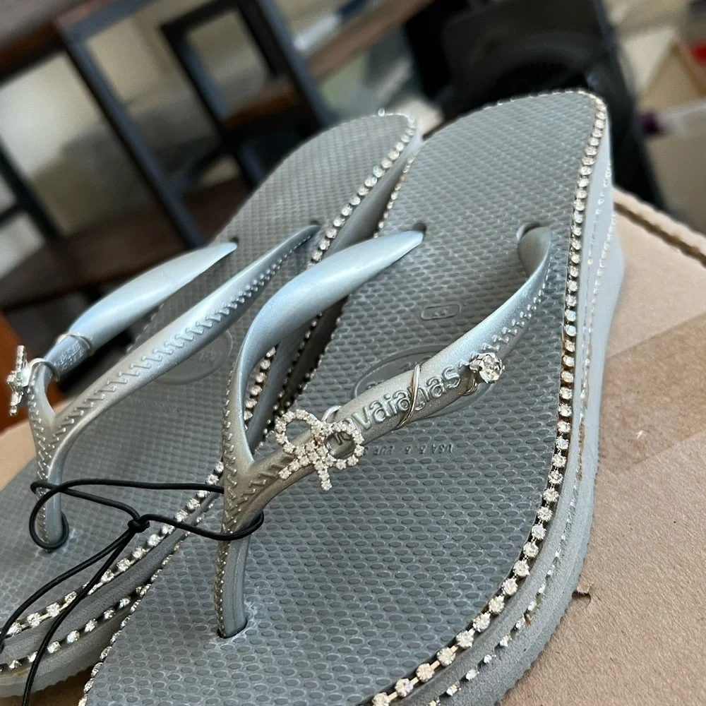 Vintage y2k Havaianas Gray Rhinestone-Trim Wedge Sandals